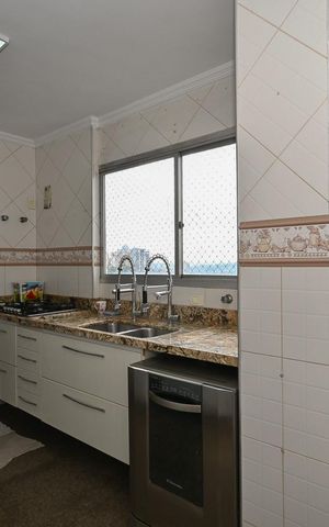 Apartamento para alugar com 198m², 4 quartos e 3 vagasCozinha
