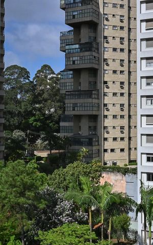 Apartamento para alugar com 198m², 4 quartos e 3 vagasVista do Quarto 1