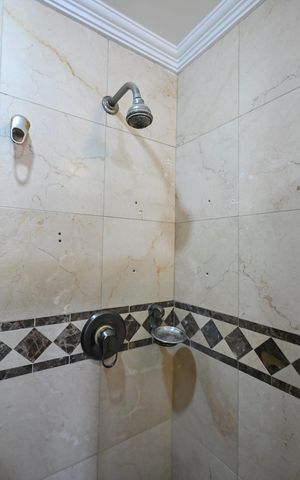 Apartamento para alugar com 198m², 4 quartos e 3 vagasBanheiro Suíte 2