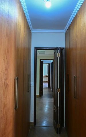 Apartamento para alugar com 198m², 4 quartos e 3 vagasCloset da Suíte 2