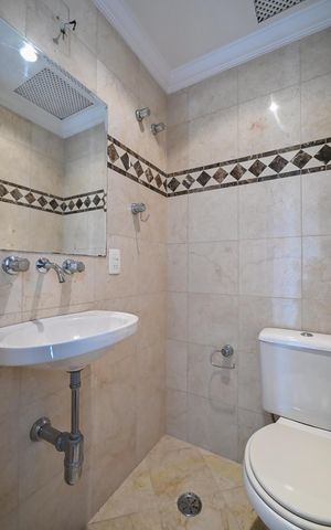 Apartamento para alugar com 198m², 4 quartos e 3 vagasLavabo