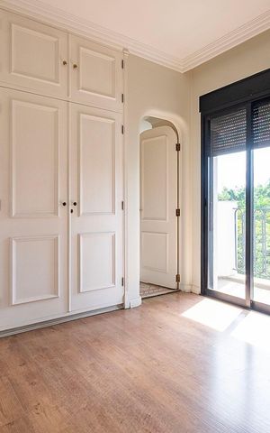 Apartamento à venda com 196m², 6 quartos e 3 vagas Apartamento à venda com 196m², 6 quartos e 3 vagasSuíte 2