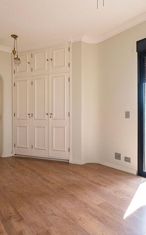 Apartamento à venda com 196m², 6 quartos e 3 vagas Apartamento à venda com 196m², 6 quartos e 3 vagasSuíte 1
