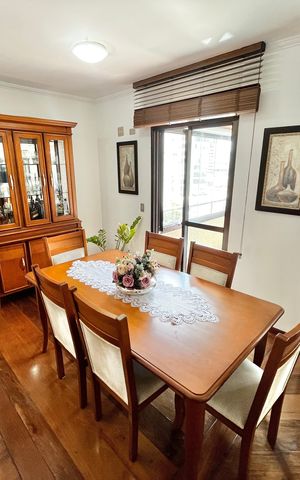 Apartamento à venda com 119m², 3 quartos e 3 vagas Apartamento à venda com 119m², 3 quartos e 3 vagasSala