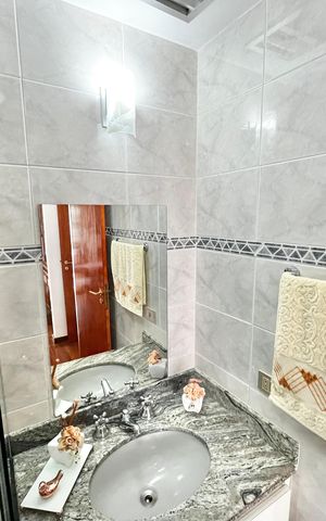 Apartamento à venda com 119m², 3 quartos e 3 vagas Apartamento à venda com 119m², 3 quartos e 3 vagasBanheiro