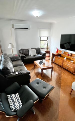 Apartamento à venda com 119m², 3 quartos e 3 vagas Apartamento à venda com 119m², 3 quartos e 3 vagasSala