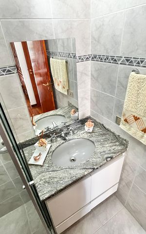 Apartamento à venda com 119m², 3 quartos e 3 vagas Apartamento à venda com 119m², 3 quartos e 3 vagasBanheiro
