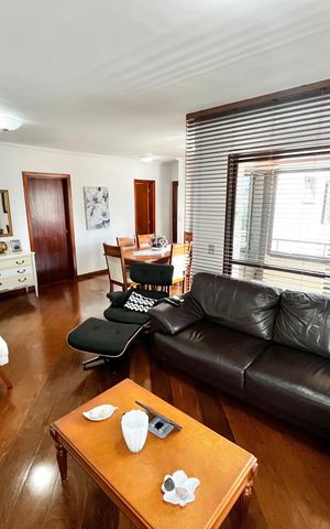 Apartamento à venda com 119m², 3 quartos e 3 vagas Apartamento à venda com 119m², 3 quartos e 3 vagasSala