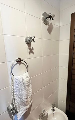 Apartamento à venda com 119m², 3 quartos e 3 vagas Apartamento à venda com 119m², 3 quartos e 3 vagasBanheiro de serviço