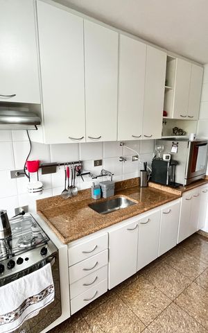 Apartamento à venda com 119m², 3 quartos e 3 vagas Apartamento à venda com 119m², 3 quartos e 3 vagasCozinha