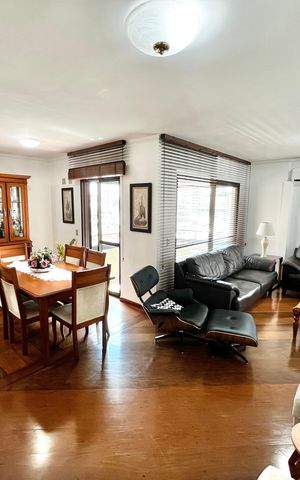 Apartamento à venda com 119m², 3 quartos e 3 vagas Apartamento à venda com 119m², 3 quartos e 3 vagasSala
