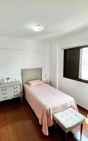 Apartamento à venda com 119m², 3 quartos e 3 vagas Apartamento à venda com 119m², 3 quartos e 3 vagasQuarto 1 Suíte