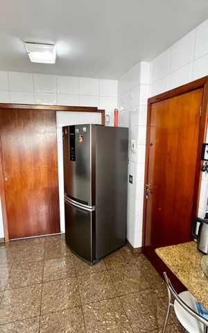 Apartamento à venda com 119m², 3 quartos e 3 vagas Apartamento à venda com 119m², 3 quartos e 3 vagasCozinha
