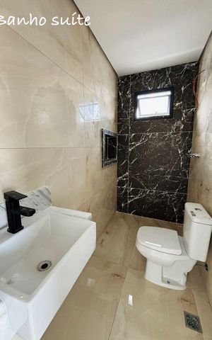 Casa à venda com 170m², 3 quartos e 4 vagas