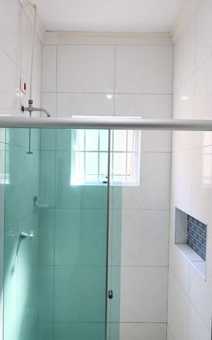 Casa à venda com 151m², 4 quartos e 2 vagasBanheiro social