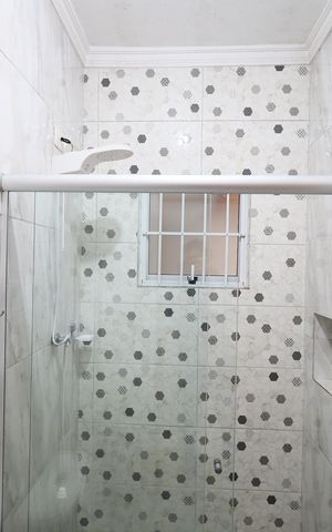 Casa à venda com 151m², 4 quartos e 2 vagasBanheiro da Suíte 