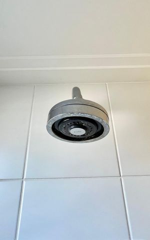 Apartamento à venda com 65m², 2 quartos e 1 vaga Apartamento à venda com 65m², 2 quartos e 1 vagaBanheiro da Suíte