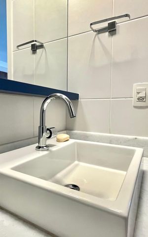 Apartamento à venda com 65m², 2 quartos e 1 vaga Apartamento à venda com 65m², 2 quartos e 1 vagaBanheiro social