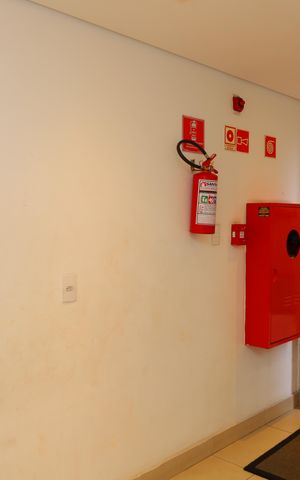 Apartamento para alugar com 38m², 2 quartos e 1 vagaÁrea comum - Saguão do prédio