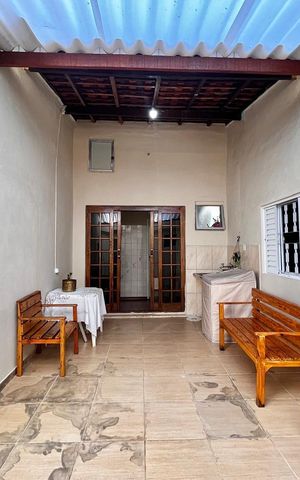 Casa à venda com 200m², 6 quartos e 4 vagas Casa à venda com 200m², 6 quartos e 4 vagasÁrea de Serviço