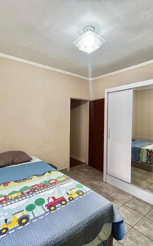 Casa à venda com 200m², 6 quartos e 4 vagas Casa à venda com 200m², 6 quartos e 4 vagasCasa 2 - Quarto 2
