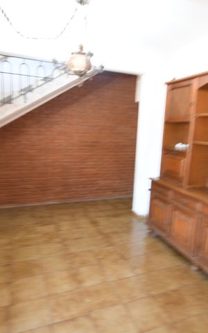 Casa à venda com 325m², 6 quartos e 3 vagasSala - Casa 2
