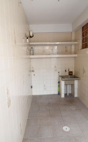 Casa à venda com 325m², 6 quartos e 3 vagasÁrea de Serviço - Casa 2