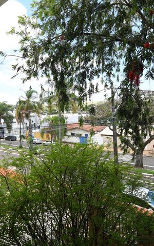 Casa à venda com 325m², 6 quartos e 3 vagasSala 2  Vista- Casa 2