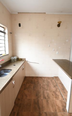 Casa à venda com 325m², 6 quartos e 3 vagasCozinha - Casa 2