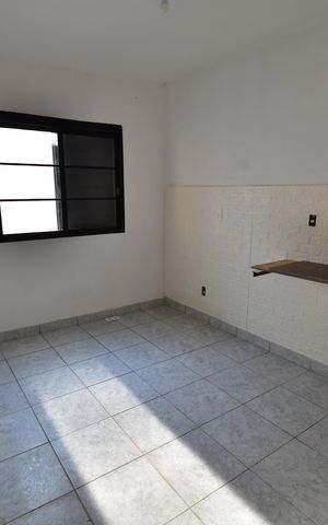 Casa à venda com 325m², 6 quartos e 3 vagasQuarto 1