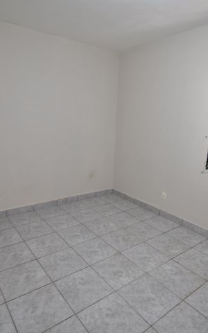 Casa à venda com 325m², 6 quartos e 3 vagasQuarto 3 - Suíte