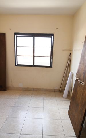 Casa à venda com 325m², 6 quartos e 3 vagasQuarto 1 - Casa 2