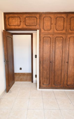 Casa à venda com 325m², 6 quartos e 3 vagasQuarto 1 - Casa 2
