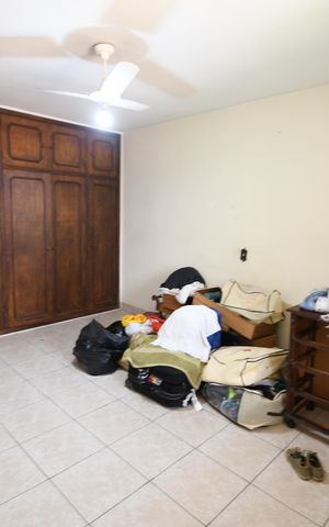 Casa à venda com 325m², 6 quartos e 3 vagasQuarto 3 - Casa 2