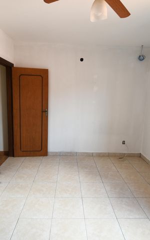 Casa à venda com 325m², 6 quartos e 3 vagasQuarto 2 - Casa 2