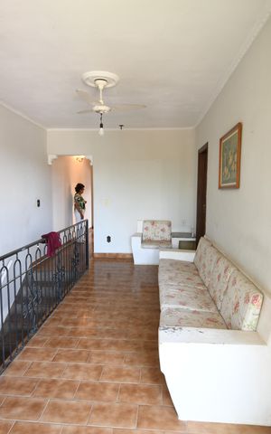 Casa à venda com 325m², 6 quartos e 3 vagasSala 2 - Casa 2