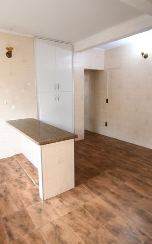 Casa à venda com 325m², 6 quartos e 3 vagasCozinha - Casa 2
