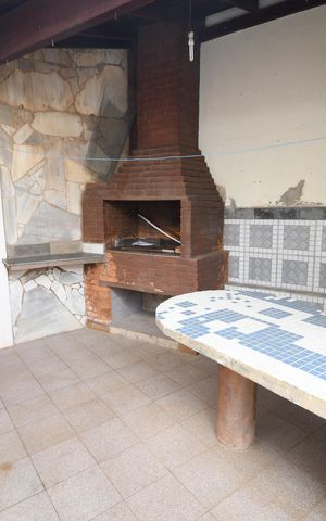 Casa à venda com 325m², 6 quartos e 3 vagasChurrasqueira - Casa 2