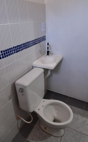Casa à venda com 325m², 6 quartos e 3 vagasBanheiro Suíte