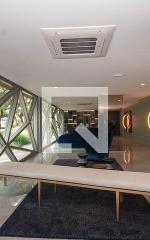 Apartamento para alugar com 35m², 0 quarto e 1 vaga Apartamento para alugar com 35m², 0 quarto e 1 vagaHall social