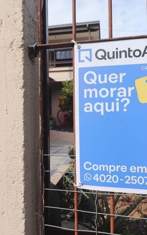 Casa à venda com 204m², 3 quartos e 2 vagasPlaquinha

