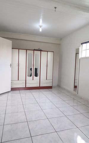 Casa à venda com 204m², 3 quartos e 2 vagasQuarto 01 casa 01