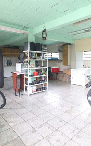 Casa à venda com 204m², 3 quartos e 2 vagasGaragem