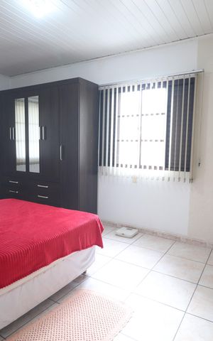 Casa à venda com 204m², 3 quartos e 2 vagasQuarto 02 casa 01