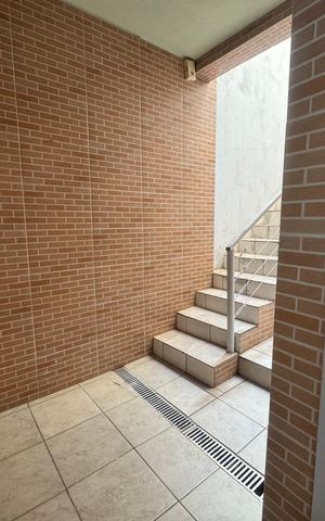 Casa à venda com 400m², 6 quartos e 4 vagas Casa à venda com 400m², 6 quartos e 4 vagasEdícula