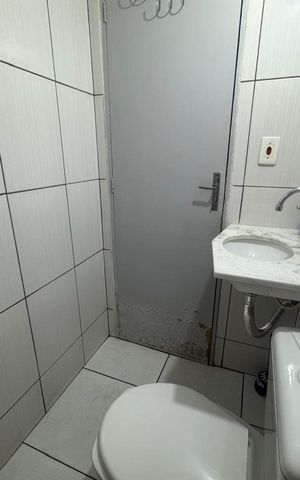 Casa à venda com 400m², 6 quartos e 4 vagas Casa à venda com 400m², 6 quartos e 4 vagasBanheiro de serviço