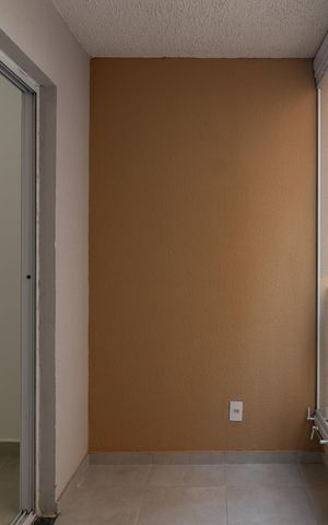Apartamento para alugar com 41m², 2 quartos e sem vaga Apartamento para alugar com 41m², 2 quartos e sem vagaVaranda