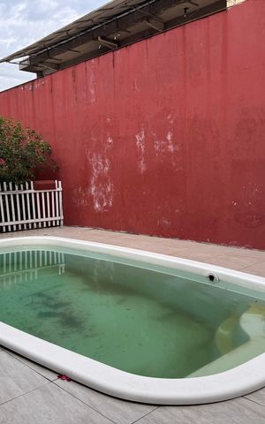 Casa à venda com 110m², 2 quartos e 4 vagas Casa à venda com 110m², 2 quartos e 4 vagasÁrea Externa