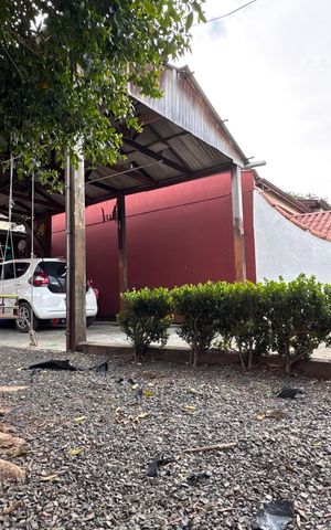 Casa à venda com 110m², 2 quartos e 4 vagas Casa à venda com 110m², 2 quartos e 4 vagasÁrea Externa