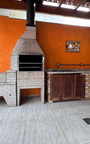 Casa à venda com 110m², 2 quartos e 4 vagas Casa à venda com 110m², 2 quartos e 4 vagasÁrea Externa